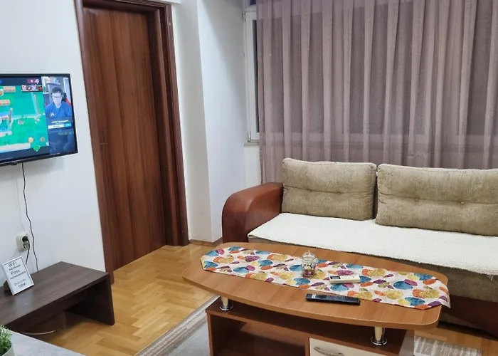 Apartment Chalovski